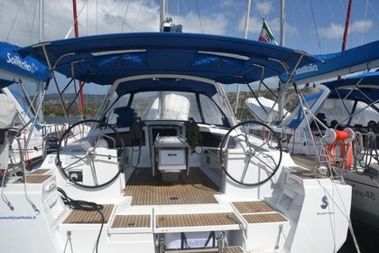 Hire Sailboat Bénéteau Oceanis 48 - 5 cab. Cannigione