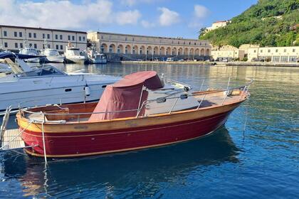 Charter Motorboat Co.Me.Na. Super Corallo 27 Naples