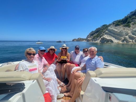 Dénia Motorboat AQUILA 32 SPORT CATAMARAN alt tag text