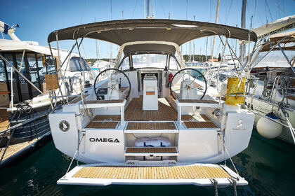 Charter Sailboat Bénéteau Oceanis 38 - 3 cab. Biograd na Moru
