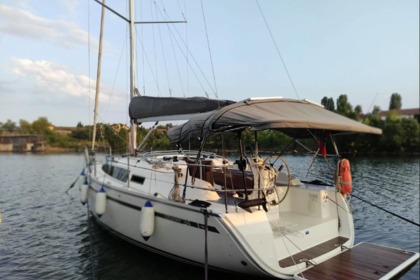 Charter Sailboat Bavaria Cruiser 34 Varna