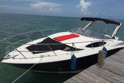 Miete Motorboot Regal 35 Cancún