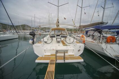Aluguel Veleiro Bénéteau Oceanis 48 - 5 cab. Trogir