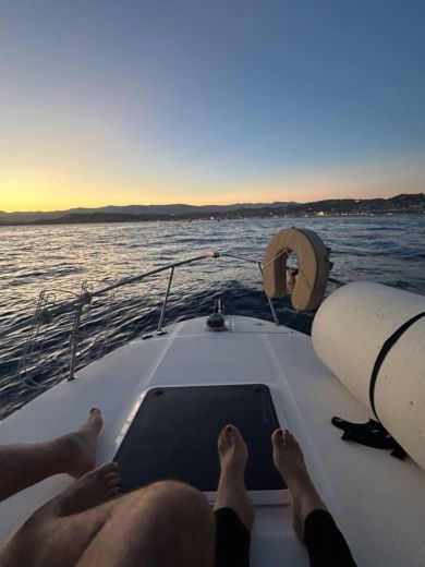 Mandelieu-La Napoule Motorboat SEA RAY SUNDANCER 260 alt tag text