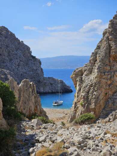 Aten Sailboat Bavaria 46 Cruiser alt tag text