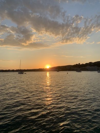 Marseille Sailboat JEANNEAU SUN ODYSSEY 32.2 alt tag text