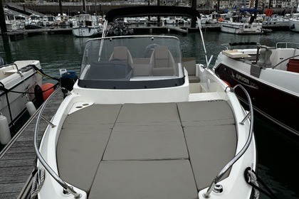 Charter Motorboat Brunswick Activ 605 Open Fécamp