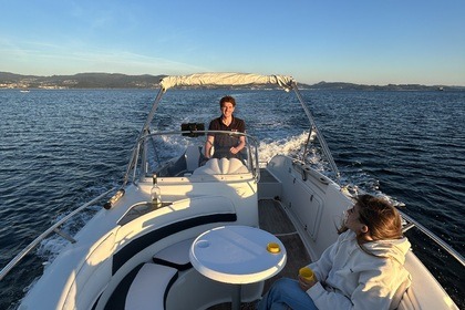 Alquiler Lancha Quicksilver 600 Commander Sanxenxo