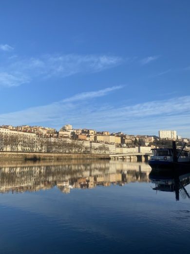 District de Faisalabad Sailboat X dehler 32 alt tag text