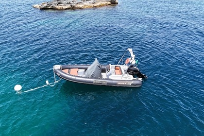 Hyra båt RIB-båt Highfield Sport 650 Malta
