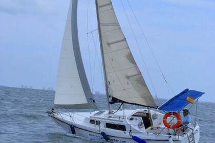 Alquiler Velero Sumplast Daimio 23 Sin patrón 6 pax. Los Alcázares