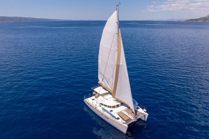 Hire Catamaran Lagoon 380 S2 Omiš