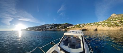Πάλμα ντε Μαγιόρκα Motorboat Quicksilver 675 Weekend alt tag text