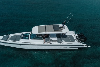 Noleggio Barca a motore Axopar 37 Paroikia