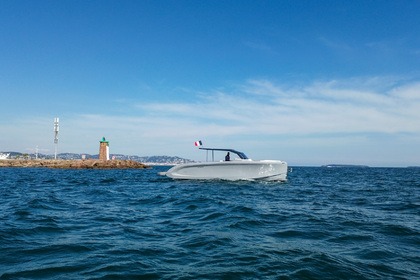 Location Bateau à moteur RANDBOAT ESCAPE 30 Mandelieu-la-Napoule
