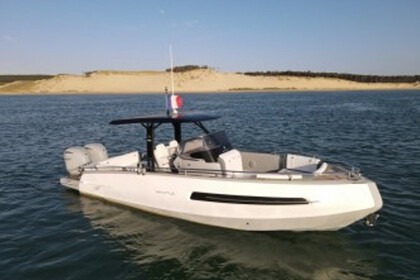 Charter Motorboat Invictus TT 28 S Faliraki