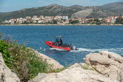 Hire RIB Ris 599 Trogir