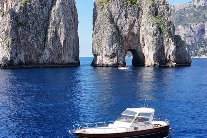 Noleggio Barca a motore Apreamare Semicabinato Marina del Cantone