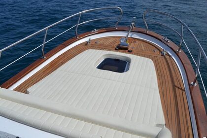 Hire Motorboat Mimì Libeccio 850 Sport Sorrento