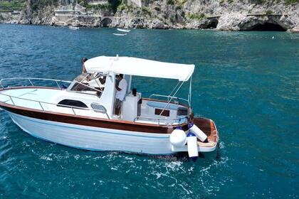 Hire Motorboat Maresca 7.50 Sorrento