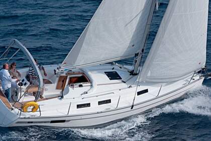 Hire Sailboat BAVARIA 36 HOLIDAY Preveza