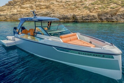 Charter Motorboat Saxdor 32 GTO Bonifacio