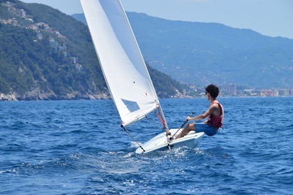 Noleggio Barca a vela Laser Performance Laser Standard-Laser Radial Rapallo