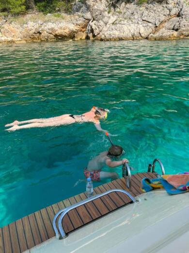 Dubrovnik Motorboat QUICKSILVER 675 OPEN ACTIV alt tag text