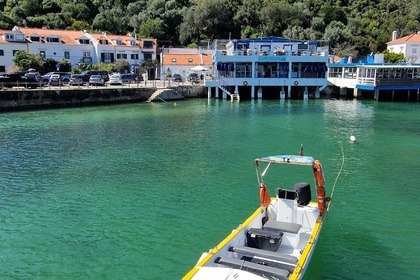 Charter Motorboat Silcar open boat Sesimbra