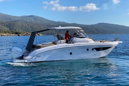 Charter Motorboat Ranieri 370 SH Ajaccio