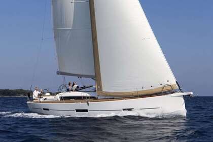 Location Voilier Dufour 412 Grand Large Croisière Sud France entre amis ou en famille Marseille