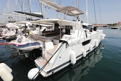 Verhuur Catamaran Fountaine Pajot Fountaine Pajot Astrea 42 Biograd na Moru