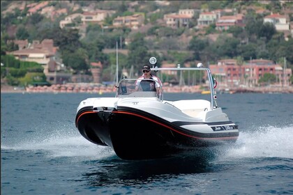 Hire RIB Zar Formenti Zar 57 WellDeck Pakoštane