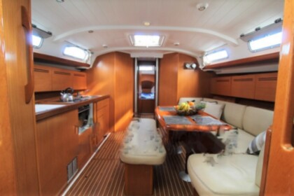 Location Voilier Beneteau Cyclades 43.4 Le Pirée