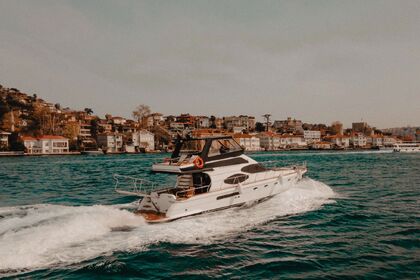 Location Yacht à moteur custom made 2015 Istanbul