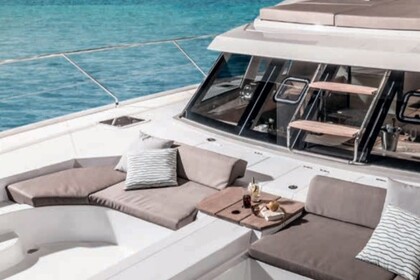 Location Catamaran Fountaine Pajot Nautitech 47 Power with watermaker & A/C - PLUS Dubrovnik