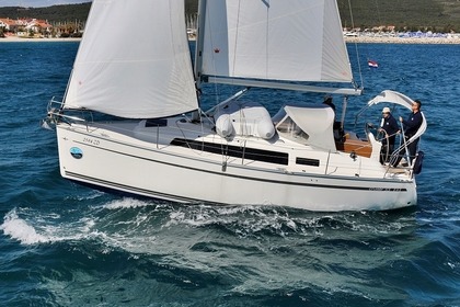 Aluguel Veleiro BAVARIA 33 C Sukošan