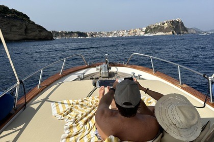 Rental Motorboat Fratelli Aprea Gozzo 750 Open Ischia