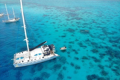 Charter Catamaran Fountaine Pajot Marquises Rangiroa
