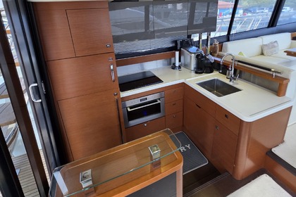 Miete Motorboot Jeanneau Prestige 550 fly Primošten