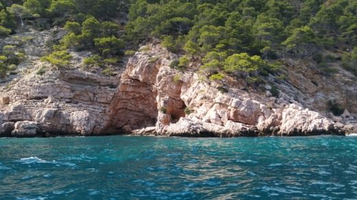 Port de Pollença Without license V2 v2 alt tag text