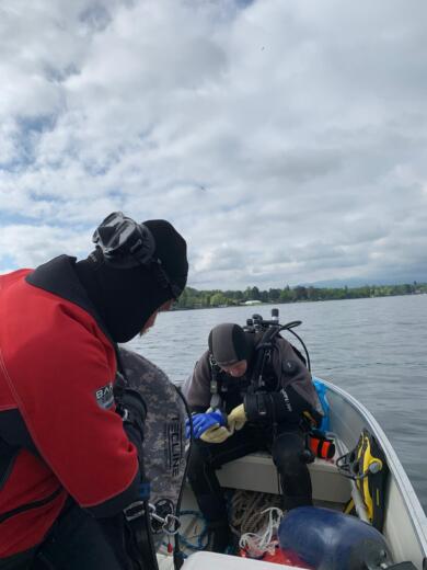 Geneva Without license Marine F15 alt tag text