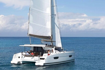 Rental Catamaran  Lucia 40 (3cab) Cogolin