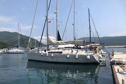Verhuur Zeilboot Wauquiez Centurion 40S Herceg Novi