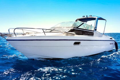 Hire Motorboat Jeanneau Leader 650 Saint-Raphaël