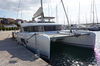 Location Catamaran LAGOON 42 Naples