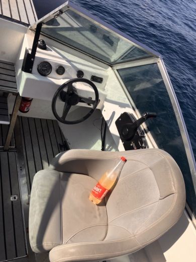 Les Sablettes Motorboat Mach 1 Spoiler alt tag text