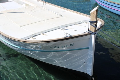 Location Bateau à moteur Custom Llaut 7,25 mts Cadaqués