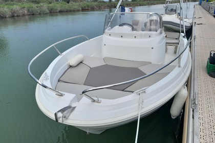 Charter Motorboat Jeanneau CAP CAMARAT 5.5 CC Palavas-les-Flots