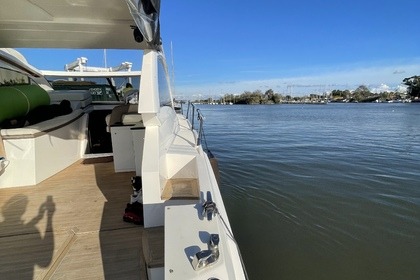 Rental Motorboat Rio 42 Air Nettuno